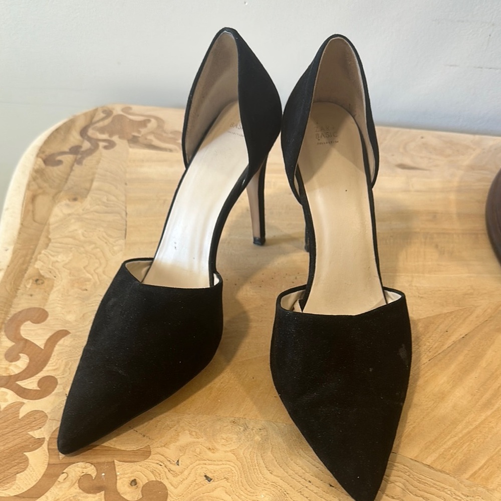 Zara pointed Heels